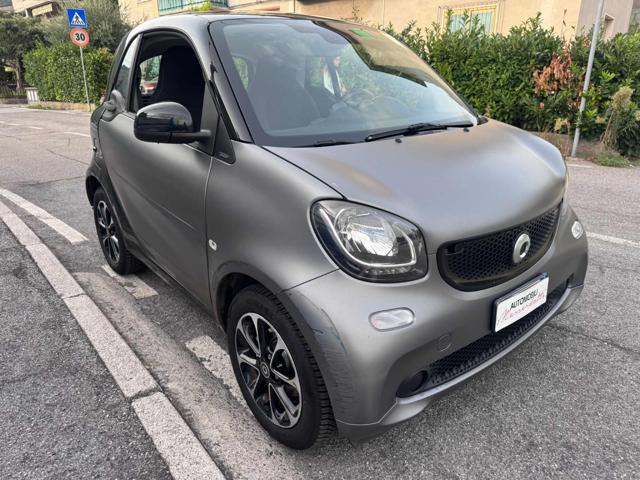 smart forTwo 70 1.0 Passion DARK GREY - foto 3 di 4