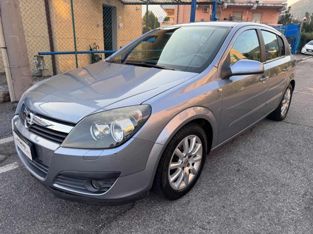 Opel Astra 1.6 16V 5 porte Cosmo KM.89000, del 2006, 89.397 km, in vendita a Concesio (BS)