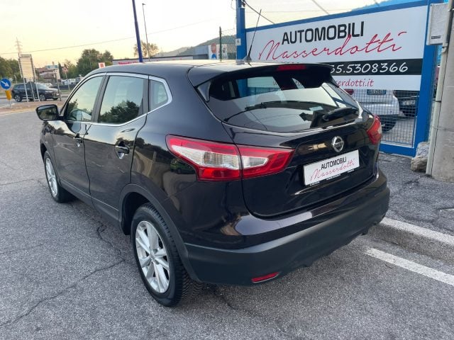 Nissan Qashqai 1.5 dCi N-Vision - foto 4 di 4
