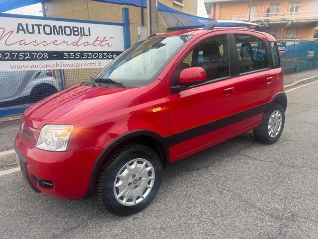 Fiat Panda 1.2 4x4 Climbing KM. 75.000, del 2010, 76.700 km, in vendita a Concesio (BS)