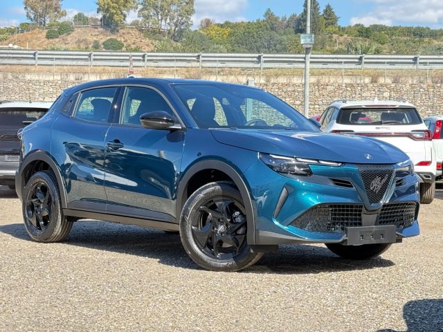 Alfa Romeo Junior 1.2 145 CV Hybrid eDCT6 NUOVO - foto 3 di 4