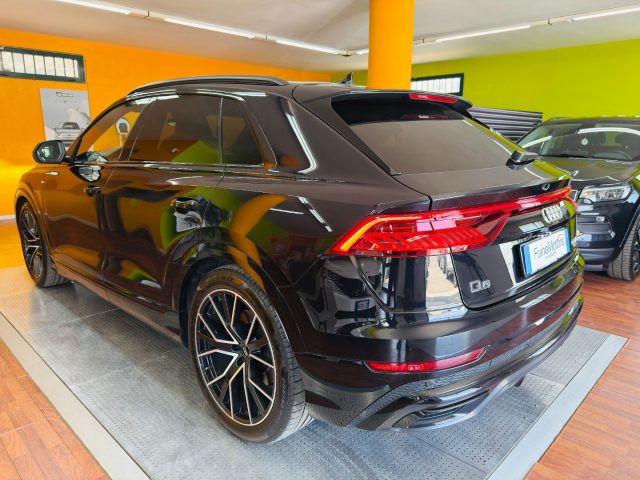 Audi Q8 50 TDI 286 CV quattro tiptronic Sport Pack S-Line - foto 3 di 4