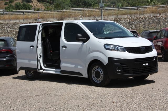 Fiat Scudo 2.2 150CV 6 POSTI Doppia cabina L2H1 Mobile NUOVO - foto 2 di 4