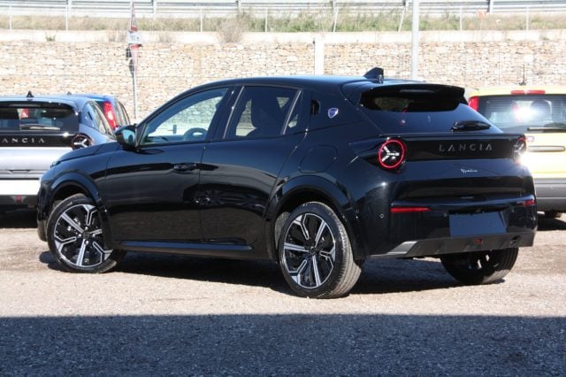 Lancia Ypsilon Hybrid e-DCT LX NUOVO - foto 4 di 4