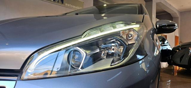 Peugeot 208 PureTech 82 Allure - foto 4 di 4