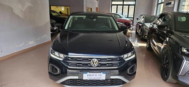 Volkswagen T-Roc 1.0 TSI 110CV Life - foto 2 di 4