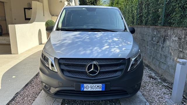 Mercedes-Benz Vito 2.0 116 CDI Autovettura M1 4Matic Cambio Aut. - foto 2 di 4