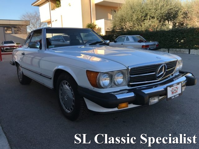 Mercedes-Benz SL 560 R107CABRIO - foto 4 di 4