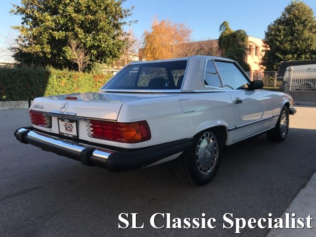 Mercedes-Benz SL 560 R107CABRIO - foto 3 di 4