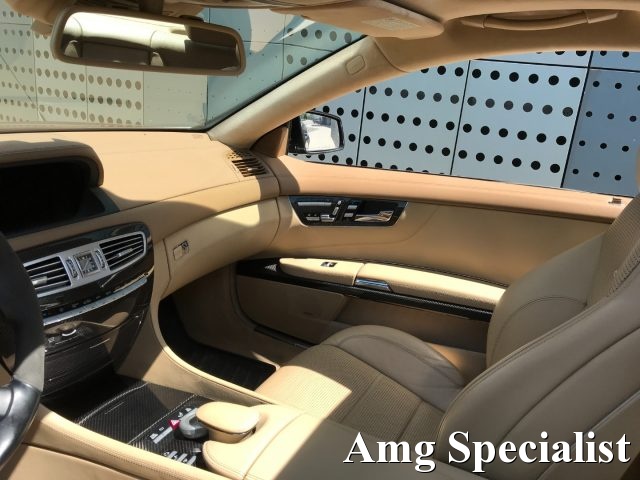 Mercedes-Benz CL 63 AMG V8 Biturbo Amg Performance Package Vmax 300 kmh - foto 2 di 4