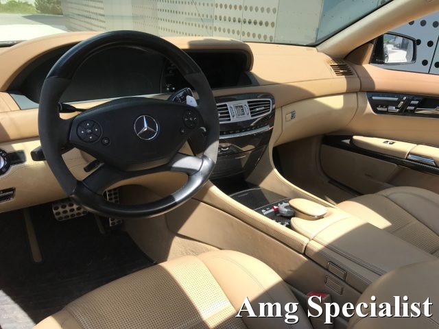 Mercedes-Benz CL 63 AMG V8 Biturbo Amg Performance Package Vmax 300 kmh - foto 3 di 4