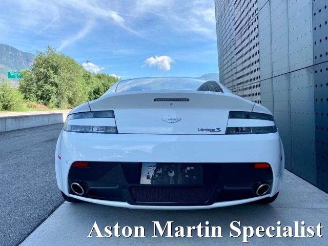 Aston Martin Vantage S V8 Sportshift II Carbon Iva 22% Compresa - foto 4 di 4