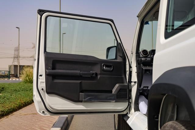 Suzuki Jimny Autovettura 4 Posti 4x4 Cambio Manuale + Ridotte - foto 2 di 4