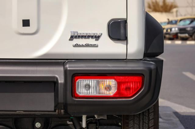 Suzuki Jimny Autovettura 4 Posti 4x4 Cambio Manuale + Ridotte - foto 4 di 4