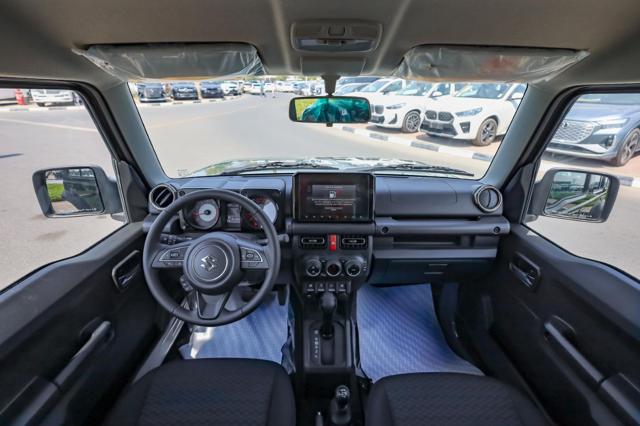 Suzuki Jimny Autovettura 5 Porte Cambio Manuale 4 Posti - foto 3 di 4