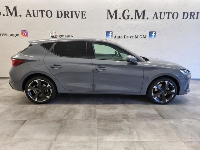 CUPRA Leon 1.5 Hybrid 150 CV DSG - foto 3 di 4
