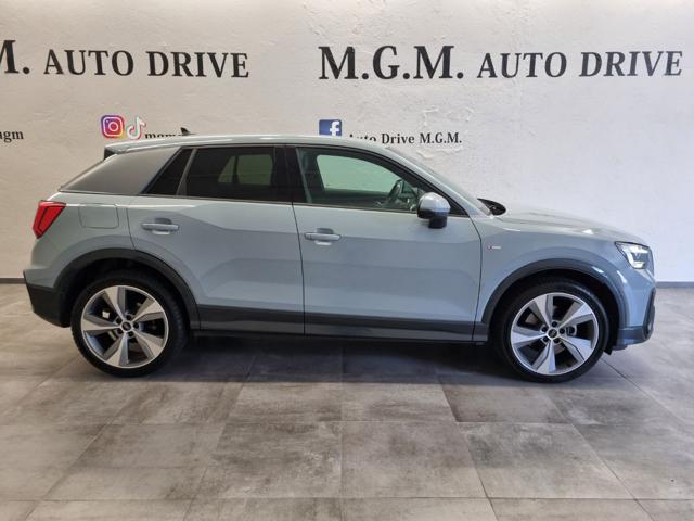 Audi Q2 40 TFSI quattro S tronic SLINE Identity Black - foto 4 di 4