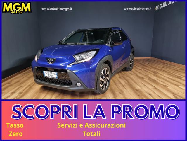Toyota Aygo X 1.0 VVT-i 72 CV 5 porte Trend S-CVT, del 2023, 17.714 km, in vendita a Erba (CO)