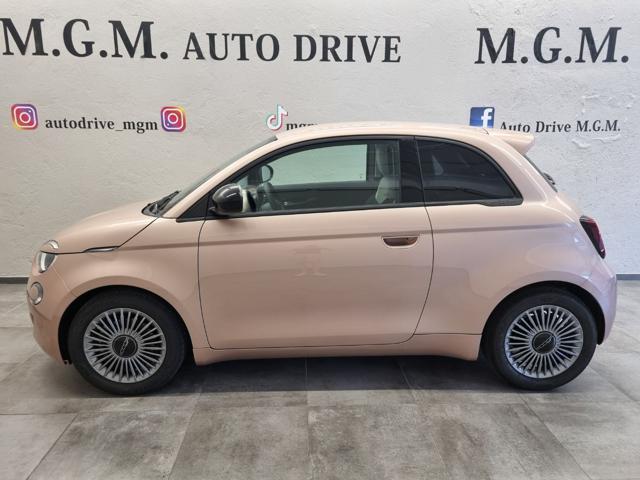 Fiat 500 Berlina Hybrid Icon - foto 4 di 4