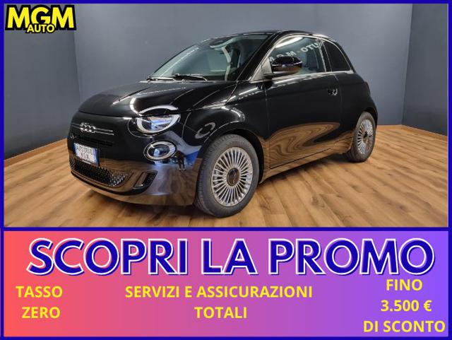 Fiat 500 Berlina Hybrid Icon, del 2026, in vendita a Erba (CO)