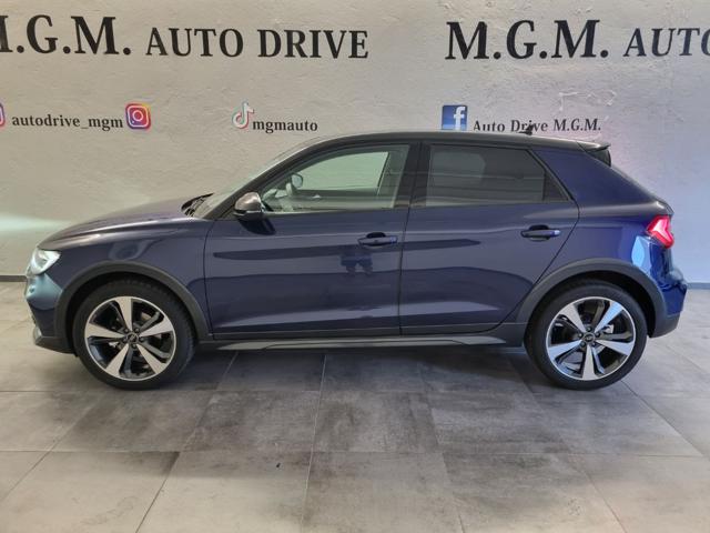 Audi A1 allstreet 30 TFSI S tronic Identity Contrast - foto 2 di 4
