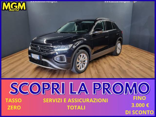 Volkswagen T-Roc 1.5 TSI ACT DSG Edition Plus, del 2024, 23.856 km, in vendita a Erba (CO)
