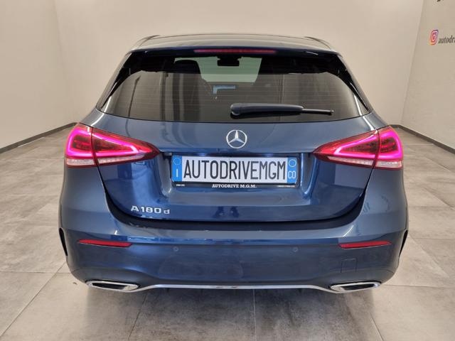 Mercedes-Benz A 180 d Automatic Premium - foto 3 di 4