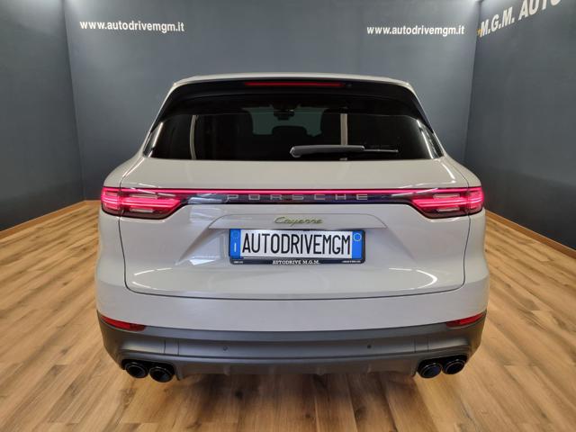 Porsche Cayenne 3.0 V6 E-Hybrid Platinum Edition - foto 3 di 4