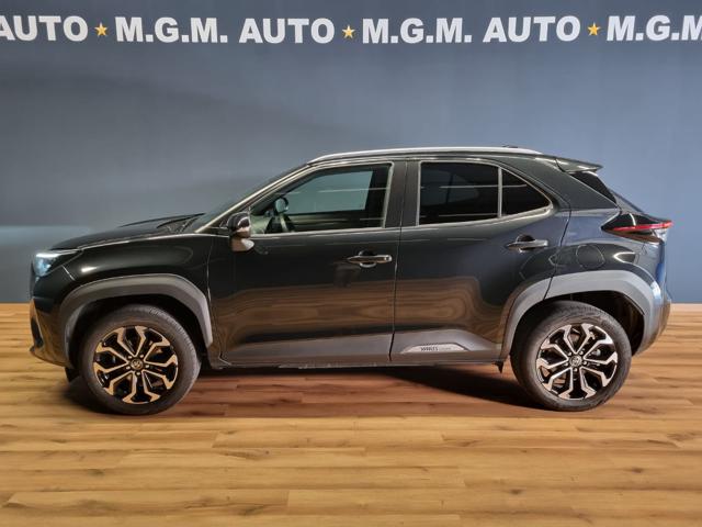 Toyota Yaris Cross 1.5 Hybrid 5p. E-CVT AWD-i TREND - foto 2 di 4
