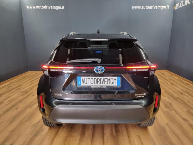 Toyota Yaris Cross 1.5 Hybrid 5p. E-CVT AWD-i TREND - foto 3 di 4