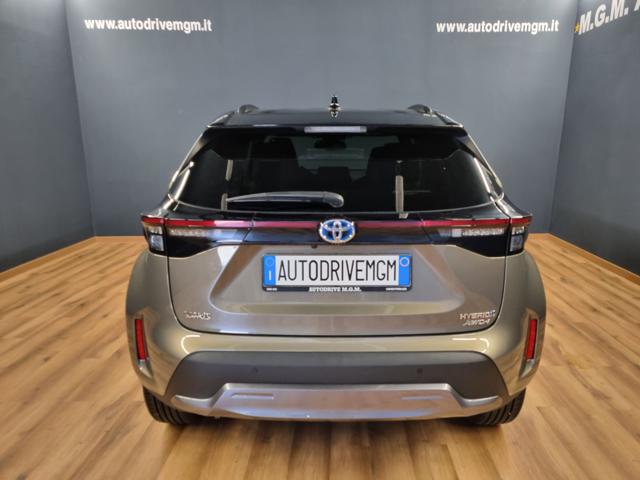 Toyota Yaris Cross 1.5 Hybrid 5p. E-CVT AWD-i Adventure - foto 3 di 4