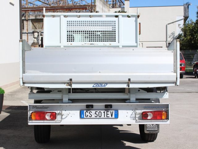 Renault Master T35 2.3 dCi 145 PM Energy Triribaltabile - foto 3 di 4
