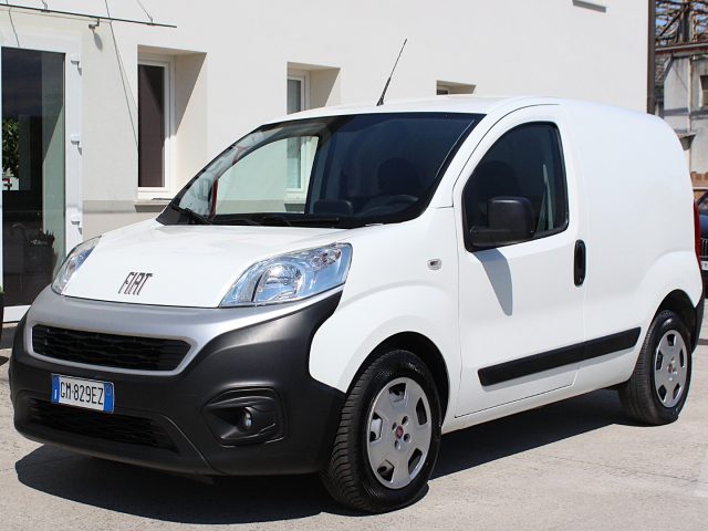 Fiat Fiorino 1.3 MJT 95CV Cargo SX usato a DUE CARRARE