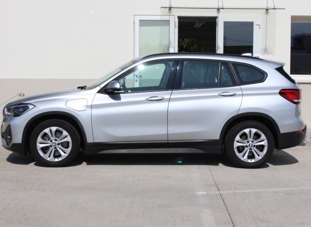 BMW X1 xDrive25e Business Advantage - foto 3 di 4
