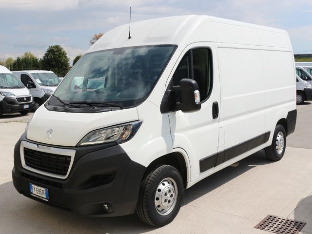 Peugeot Boxer 335 2.2 BlueHDi 130 S&S L2H2 PREZZO IMPONIBILE usato a DUE CARRARE