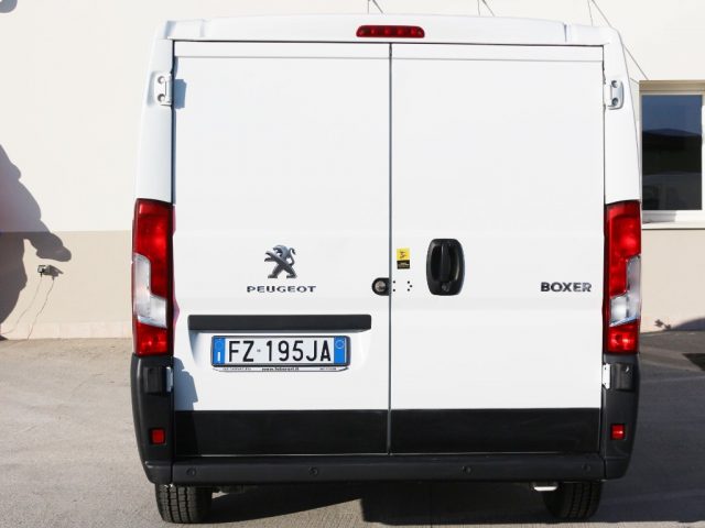 Peugeot Boxer 330 2.0 BlueHDi L1H1 Furgone PREZZO IMPONIBILE - foto 3 di 4