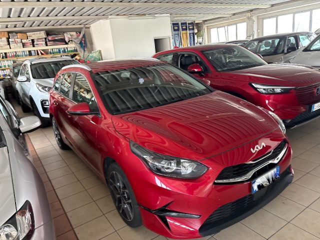 Kia cee'd 1.6 CRDi 115 CV 5p. Business Class - foto 4 di 4