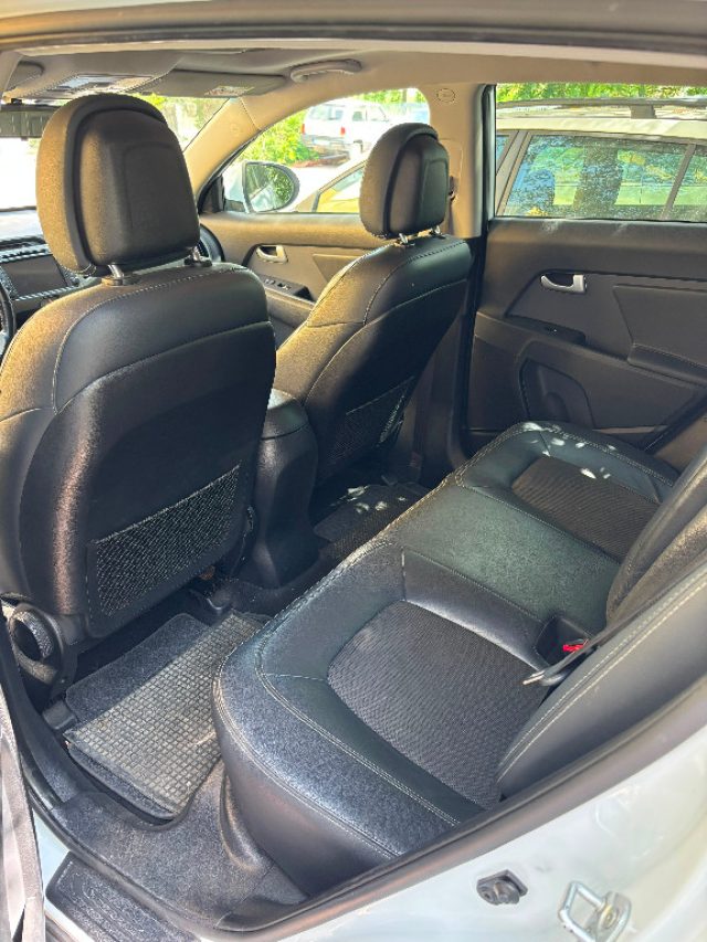 Kia Sportage 1.6 CRDI 115 CV 2WD Business Class - foto 3 di 4