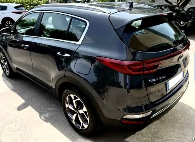 Kia Sportage 1.6 CRDI 115 CV 2WD Business Class - foto 2 di 4