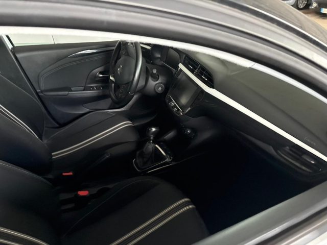 Opel Corsa 1.2 - foto 3 di 4