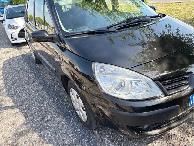 Renault Grand Scenic 1.5 dCi/105CV PlaySt.Port. - foto 2 di 8