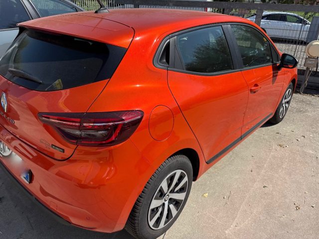 Renault Clio Full Hybrid E-Tech 145 CV 5 porte Equilibre - foto 3 di 6