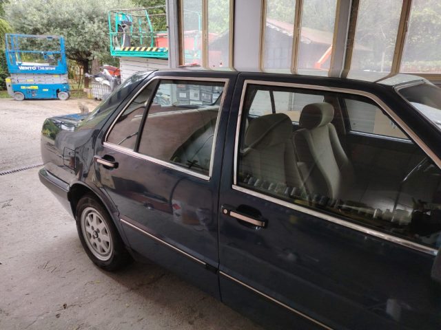 Lancia Thema 2.0 i.e. - foto 3 di 3