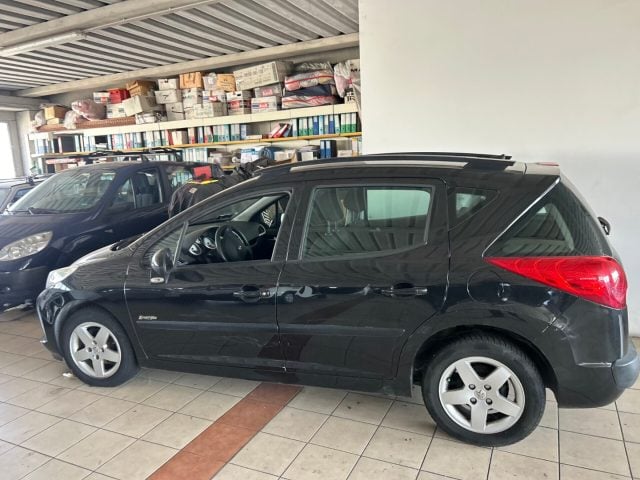 Peugeot 207 1.4 8V 75CV SW Energie Sport ECO GPL, del 2009, 110.000 km, in vendita a Asigliano Veneto (VI)