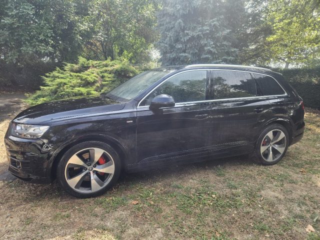 Audi Q7 3.0 TDI 272 CV quattro tiptronic Business Plus, del 2017, 202.000 km, in vendita a Asigliano Veneto (VI)