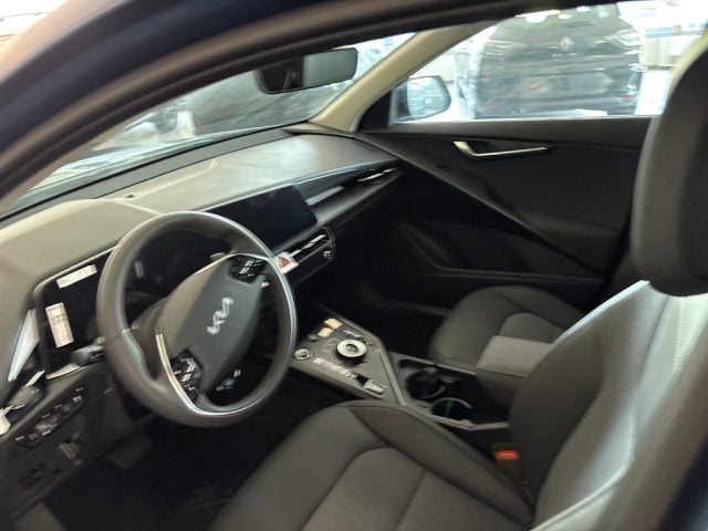 Kia Niro Tri-Fuel 1.6 GDi DCT HEV GPL Business - foto 2 di 4