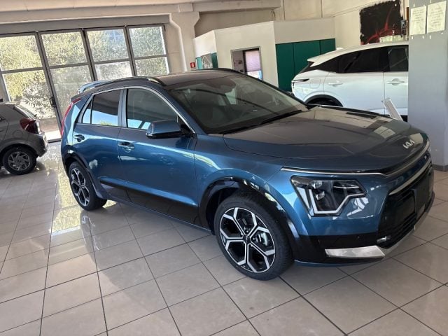 Kia Niro Tri-Fuel 1.6 GDi DCT HEV GPL Business, in vendita a Asigliano Veneto (VI)