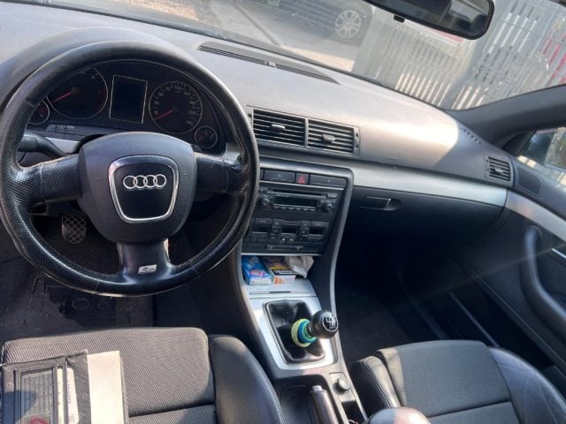 Audi A4 2.0 16V TDI Avant Sport - foto 2 di 4