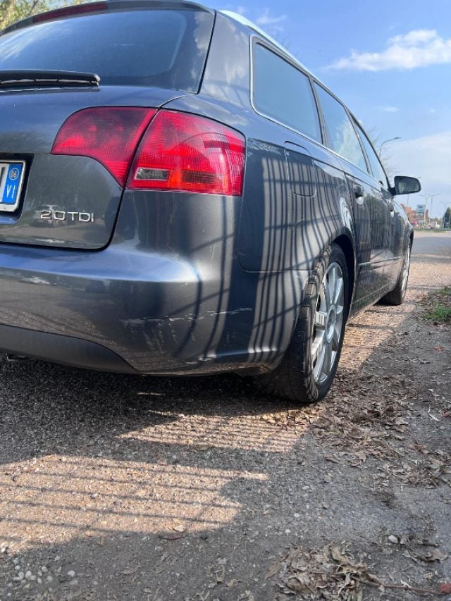 Audi A4 2.0 16V TDI Avant Sport - foto 4 di 4
