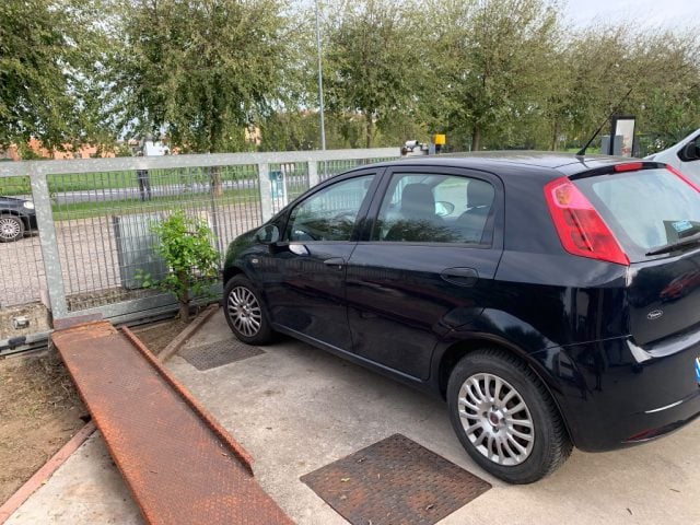 Fiat Grande Punto 1.4 5 porte Actual EasyPower, del 2013, 98.000 km, in vendita a Asigliano Veneto (VI)